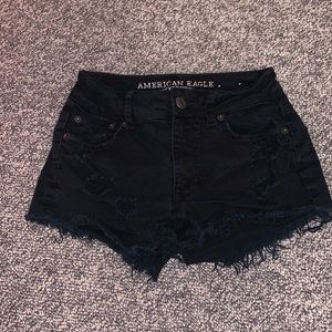 AMERICAN EAGLE black jean shorts